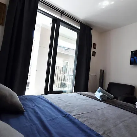 Ferienwohnung Tayson Square Dorcol New Location Free Garage Belgrad Exterior foto