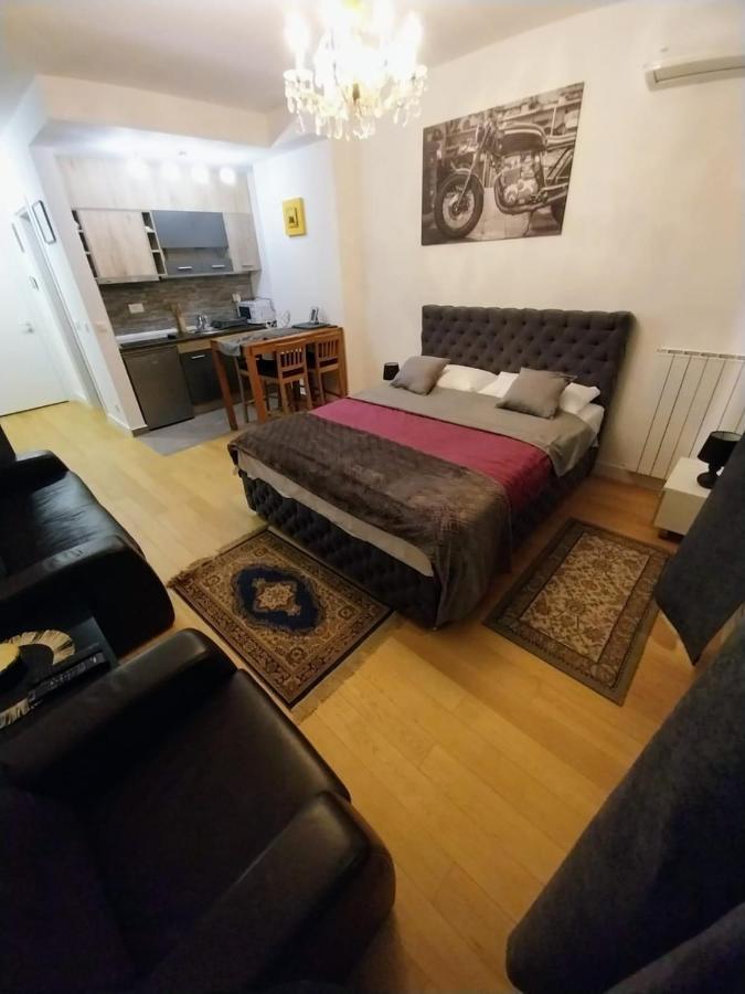 Tayson Square Dorcol New Location Free Garage