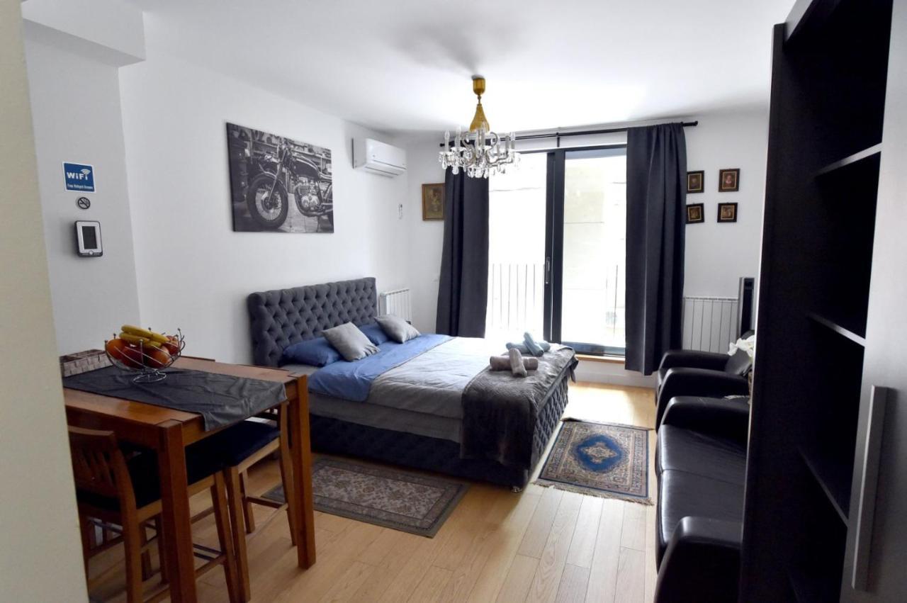 Tayson Square Dorcol New Location Free Garage
